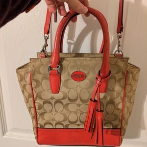 Coach Signature Canvas Handbag/Crossbody